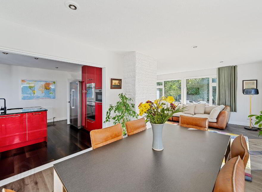 Hill Crest, Ballea Hill, Carrigaline, P43HY05