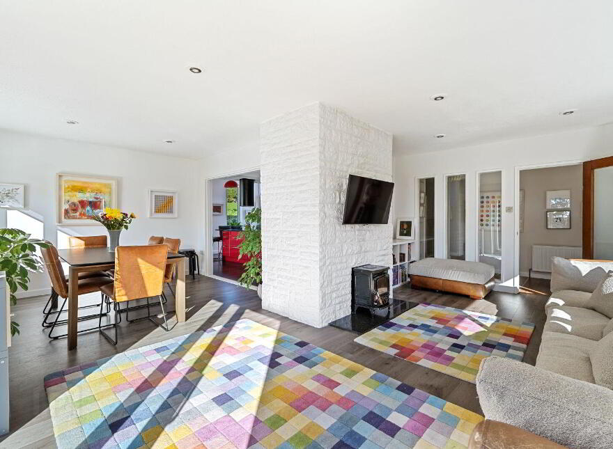 Hill Crest, Ballea Hill, Carrigaline, P43HY05