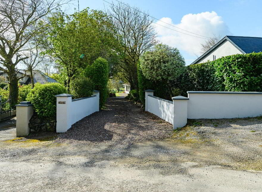 Hill Crest, Ballea Hill, Carrigaline, P43HY05