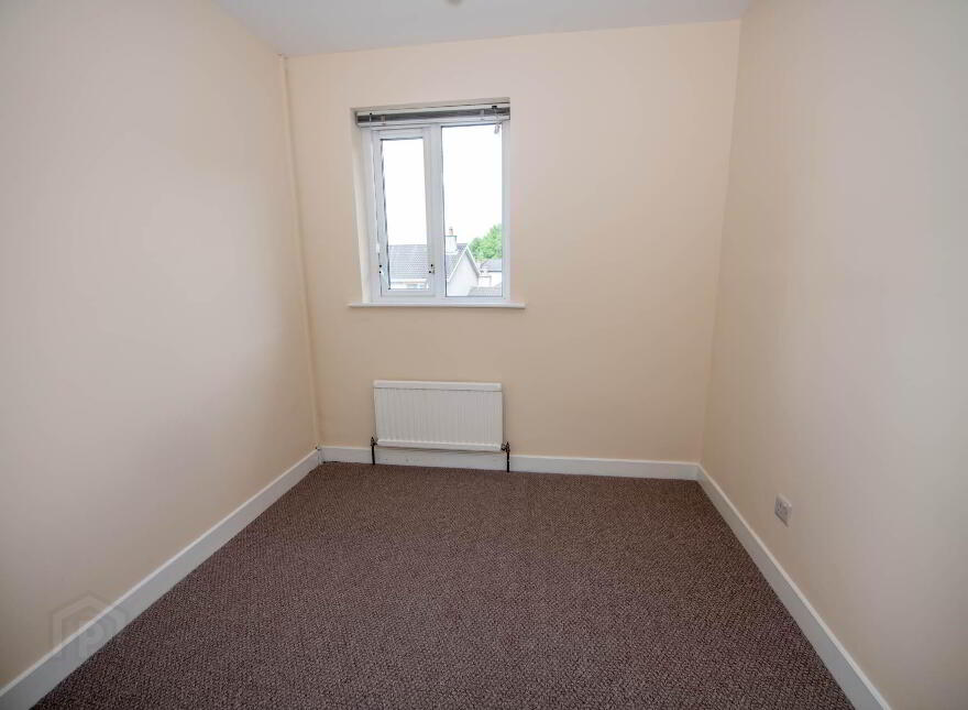 3 Oaklands Park, Letterkenny, F92EW8C