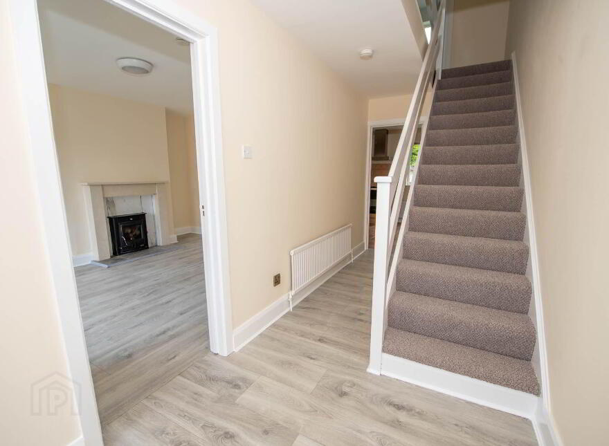 3 Oaklands Park, Letterkenny, F92EW8C