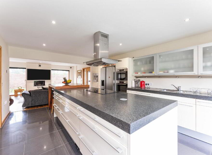 6 Quarterlands Lane, Lisburn, BT27 5GY