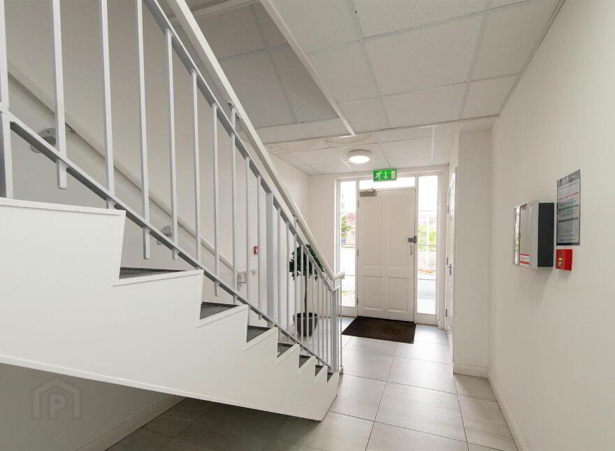 241b Saintfield Road, Belfast, BT8 6PS