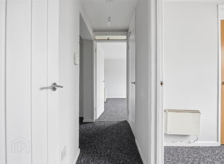 13 Roosevelt Square, Belfast, BT12 5RW