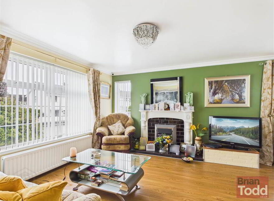 Heatherlea Drive, Larne, BT40 1SW