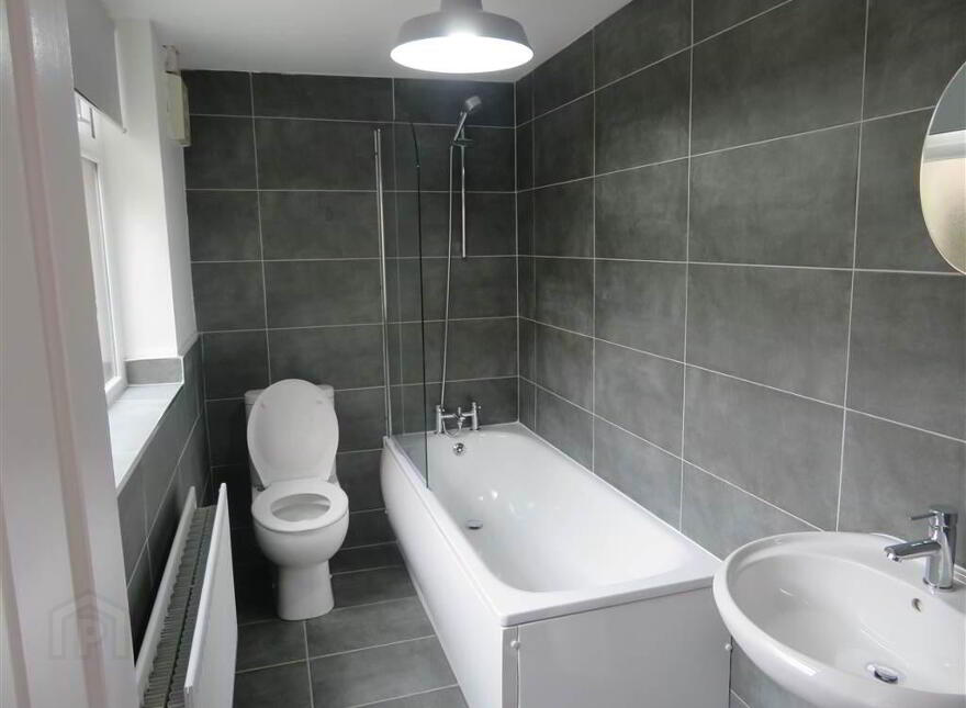 105 Tavanagh Street, Belfast, BT12 6JP