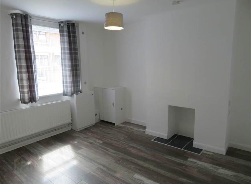 105 Tavanagh Street, Belfast, BT12 6JP