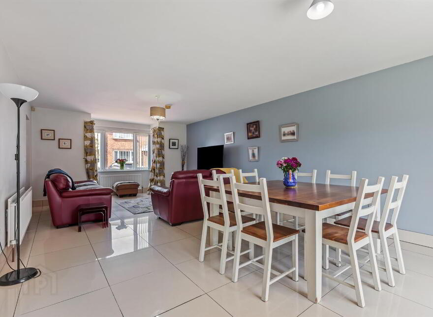 20 Baronscourt Heights, Saintfield Road, Carryduff, Belfast, BT8 8RS