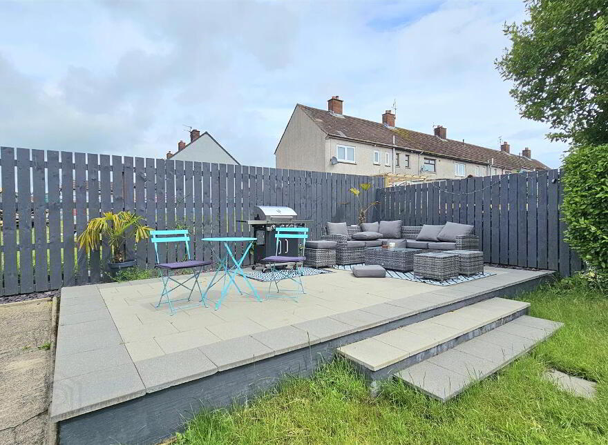 7 Sandes Court, Carrickfergus, BT38 8LE