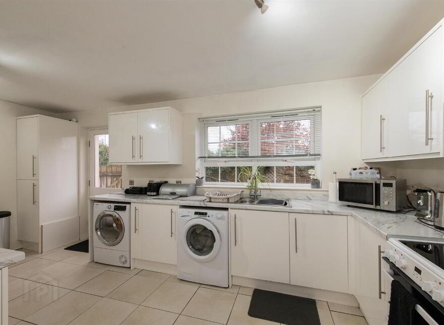 5 Summerhill Green, Banbridge, BT32 3GY
