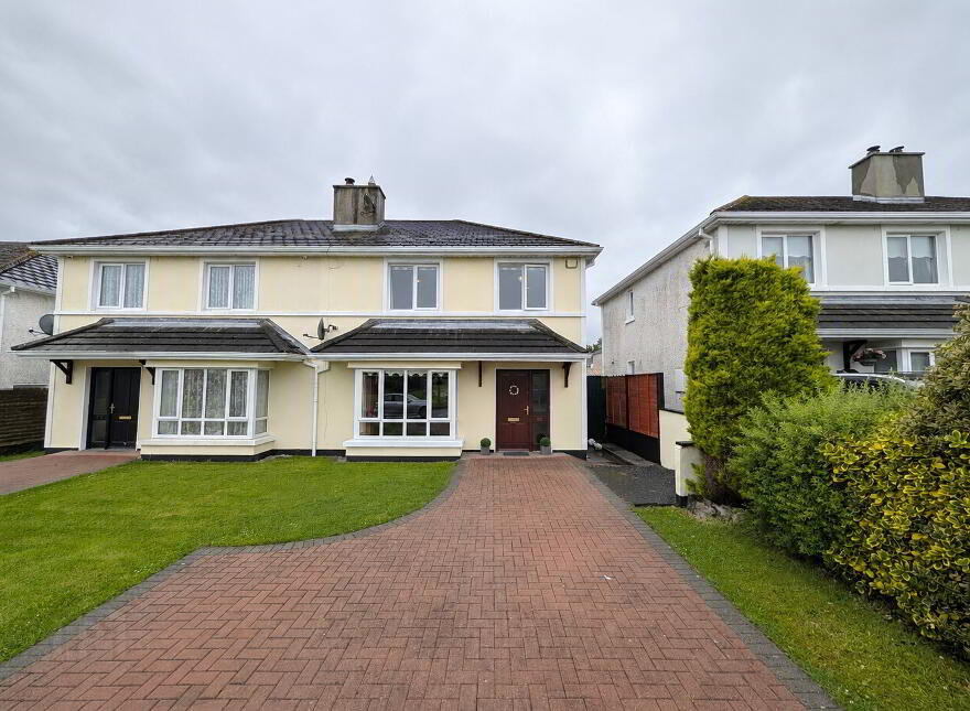 76 Fairways, Ballymote Road, Tubbercurry, F91F2C9