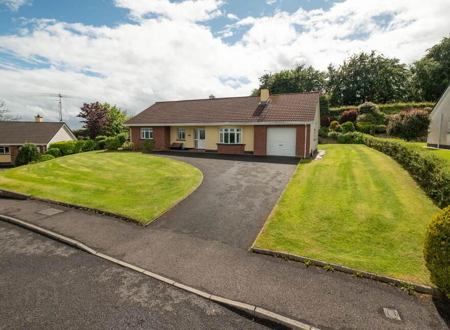 41 Rathview Park, Lisbellaw, BT94 5EW