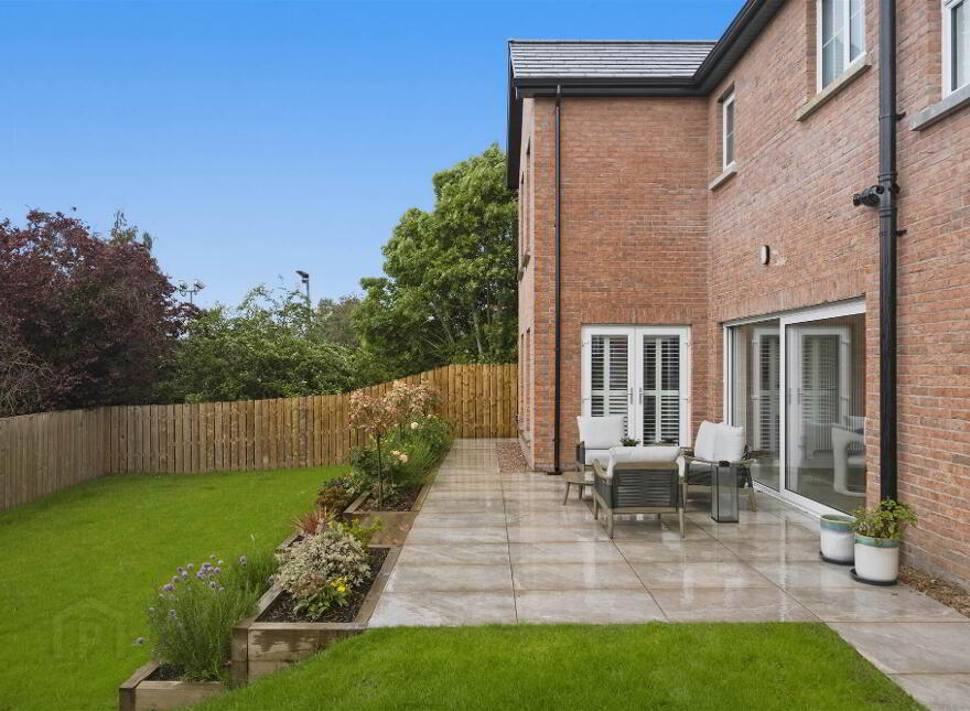 Laurel House, 121 Knock Road, Belfast, BT5 6LG