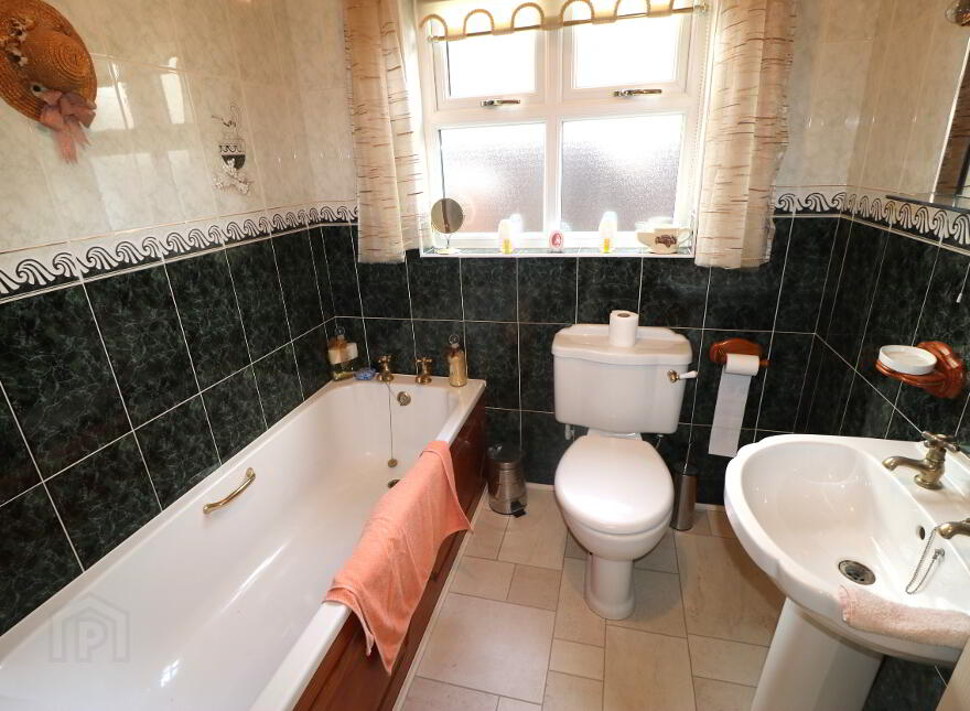 43 The Meadows, Broughshane, Ballymena, BT43 7NG