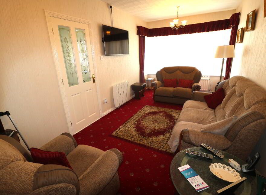 43 The Meadows, Broughshane, Ballymena, BT43 7NG