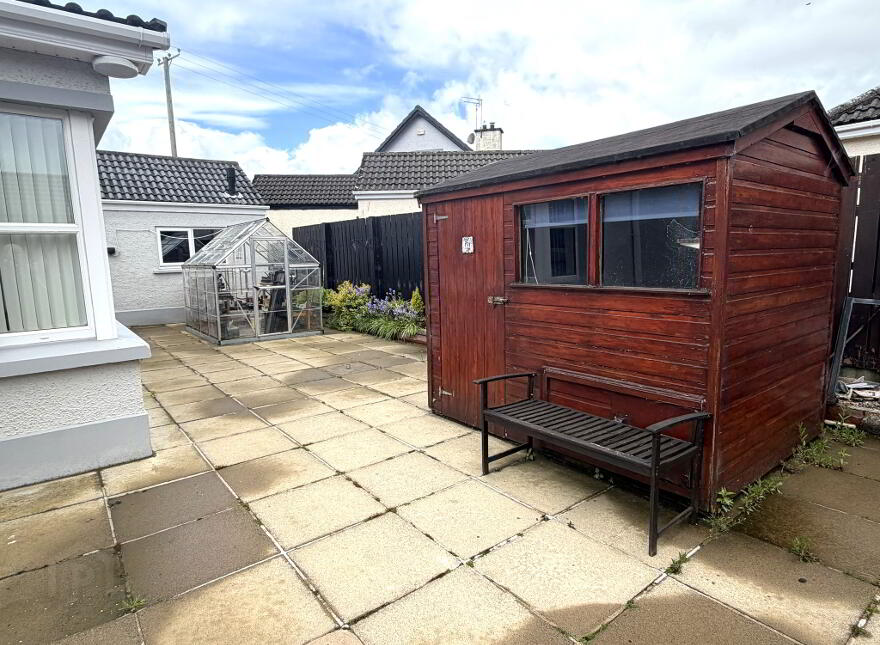 43 The Meadows, Broughshane, Ballymena, BT43 7NG