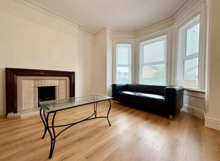 7 Great Georges Street, Warrenpoint, BT34 3HS