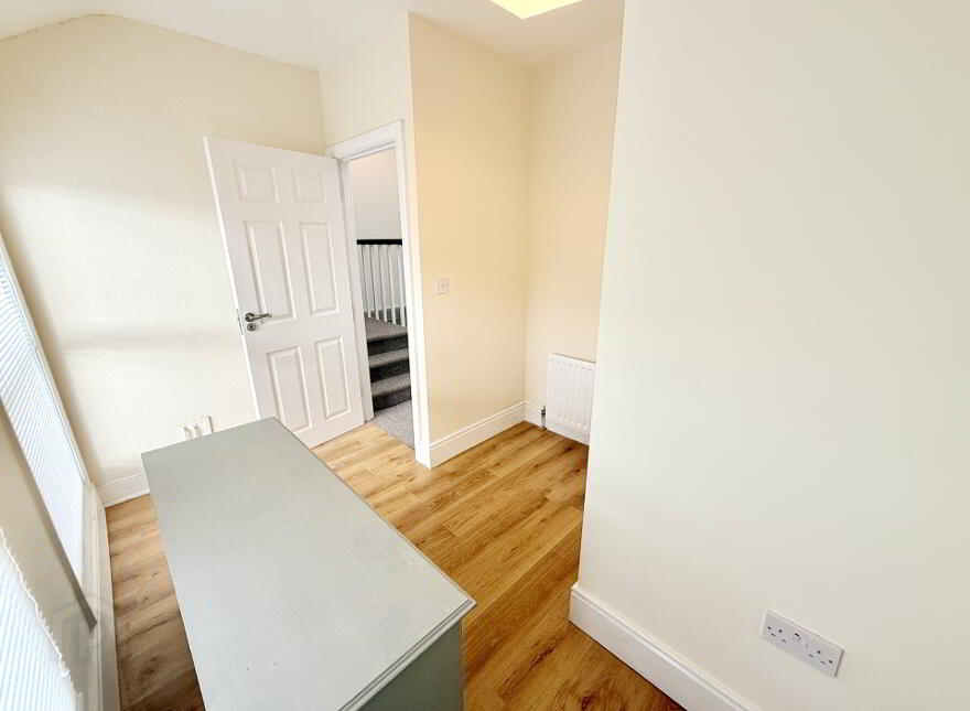 7 Great Georges Street, Warrenpoint, BT34 3HS