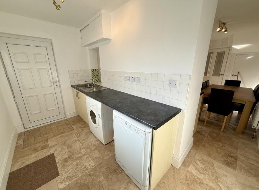 7 Great Georges Street, Warrenpoint, BT34 3HS