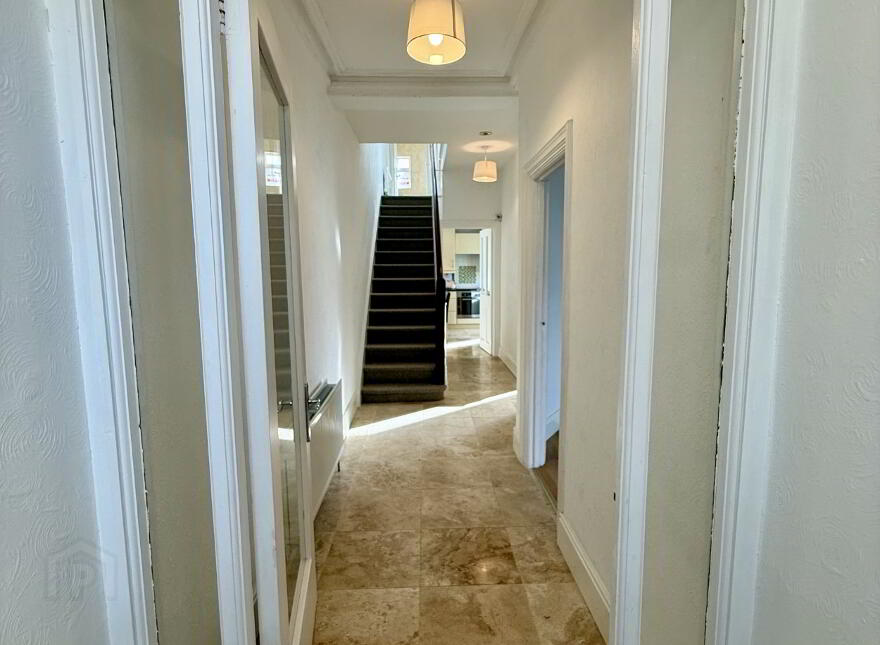 7 Great Georges Street, Warrenpoint, BT34 3HS
