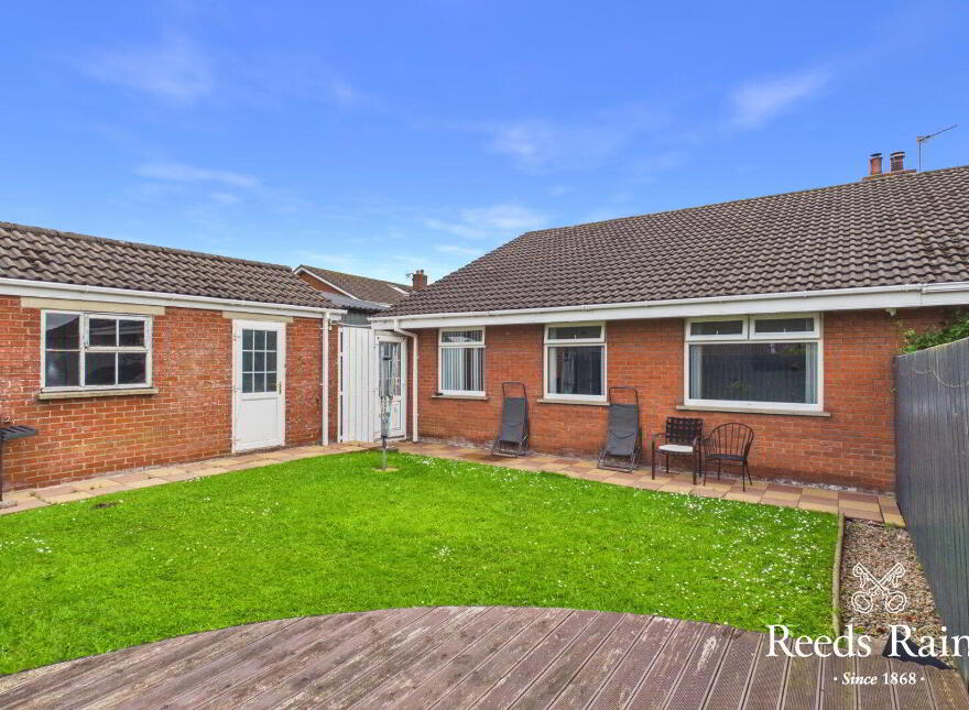 44 Prospect Downs, Carrickfergus, BT38 8QP