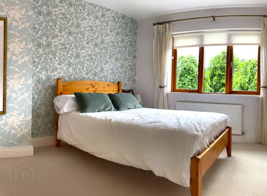 3 The Dale, Downshire Park, Blessington, W91T996