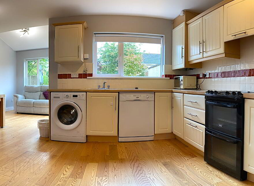3 The Dale, Downshire Park, Blessington, W91T996