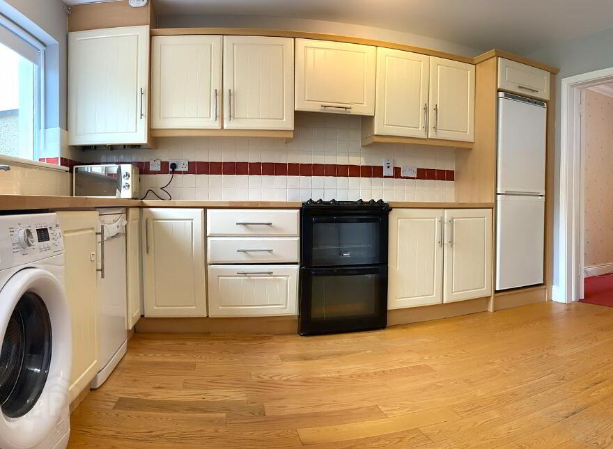 3 The Dale, Downshire Park, Blessington, W91T996