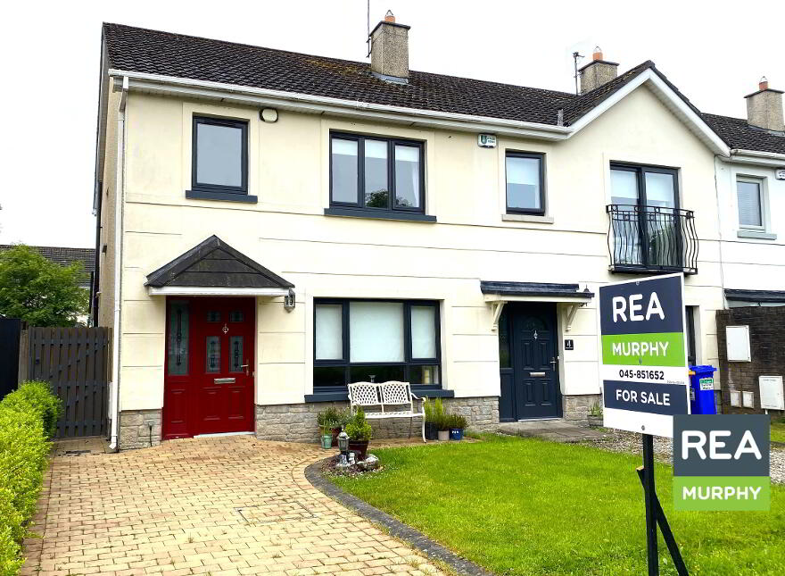 3 The Dale, Downshire Park, Blessington, W91T996