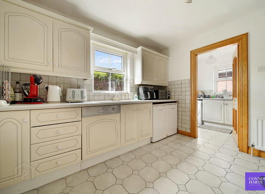 3 Glenwood Crest, Cookstown, BT80 8XU