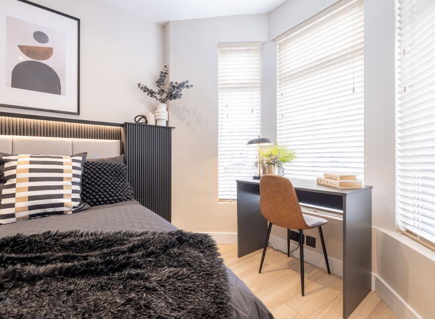 Beersbridge Road, Belfast, BT5 4RZ