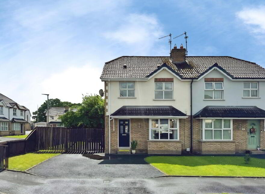 6 Carrigart Manor, Tullygally, Craigavon, BT65 5ET
