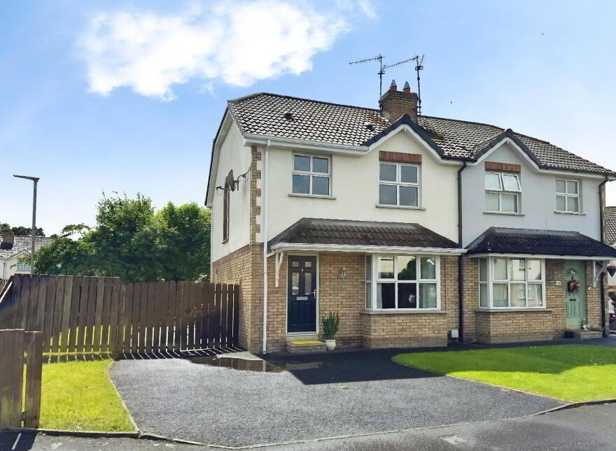 6 Carrigart Manor, Tullygally, Craigavon, BT65 5ET