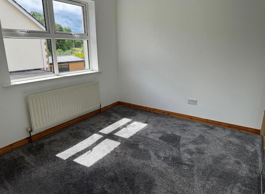 6 Carrigart Manor, Tullygally, Craigavon, BT65 5ET