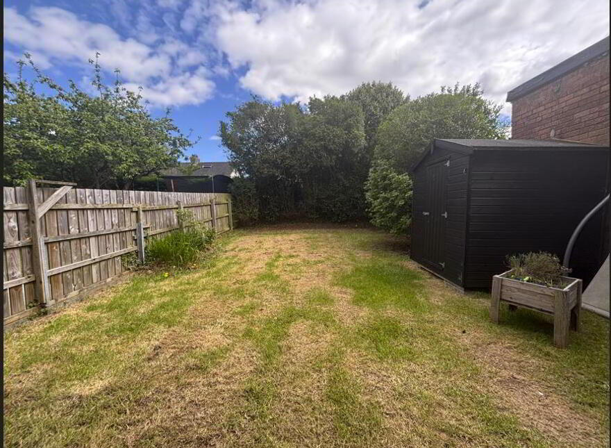 26 Deramore Gardens, Ormeau Road, Belfast, BT7 3FN