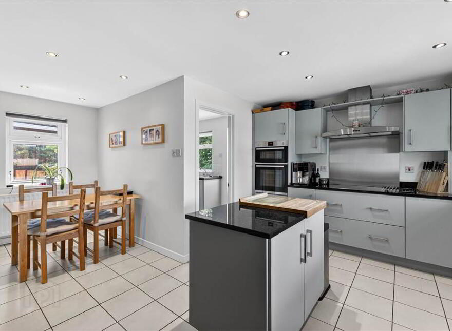 32 Gloucester Park, Royal Hillsborough, BT26 6HE
