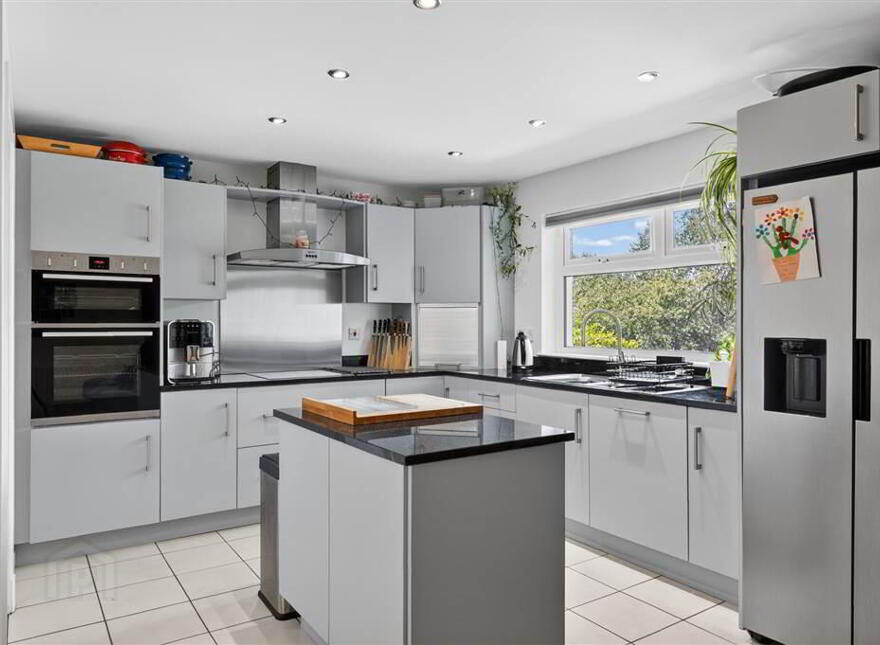 32 Gloucester Park, Royal Hillsborough, BT26 6HE