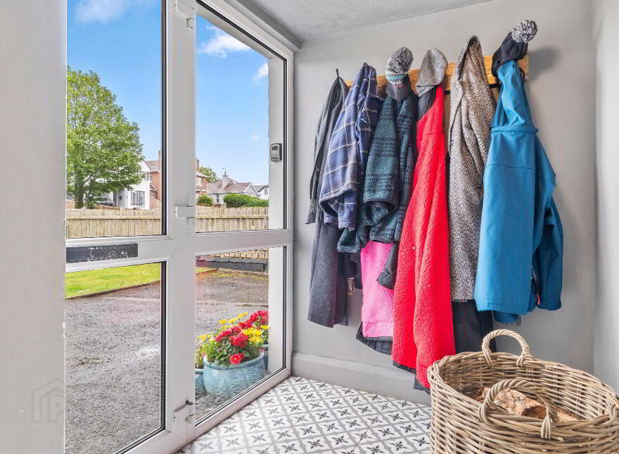 78 Coleraine Road, Portrush, BT56 8HN