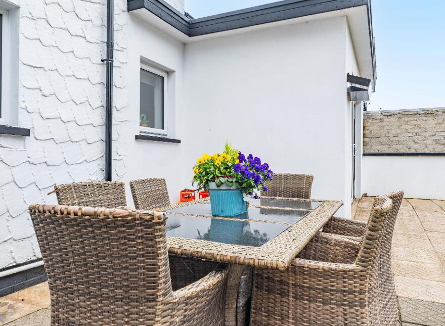 78 Coleraine Road, Portrush, BT56 8HN