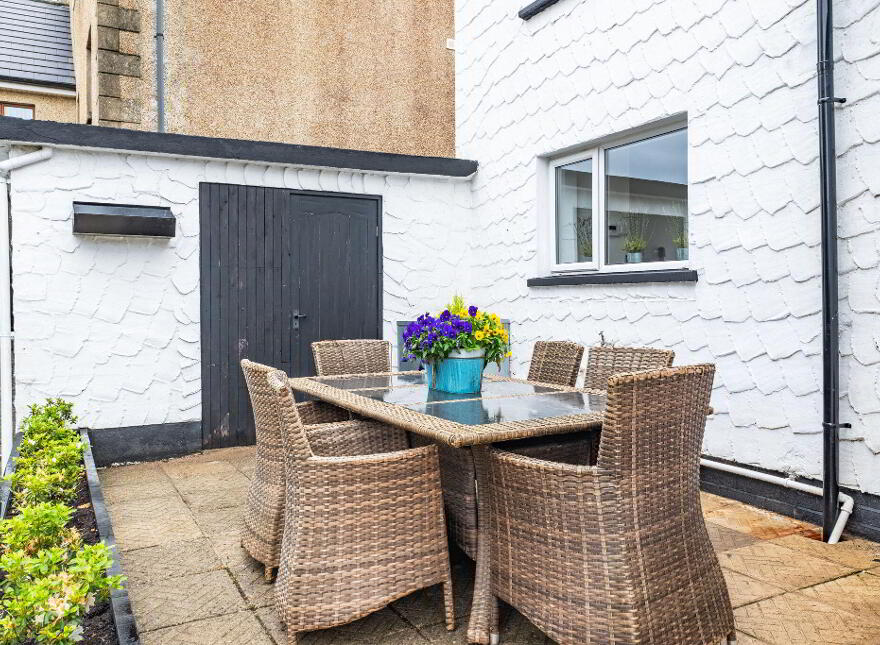 78 Coleraine Road, Portrush, BT56 8HN