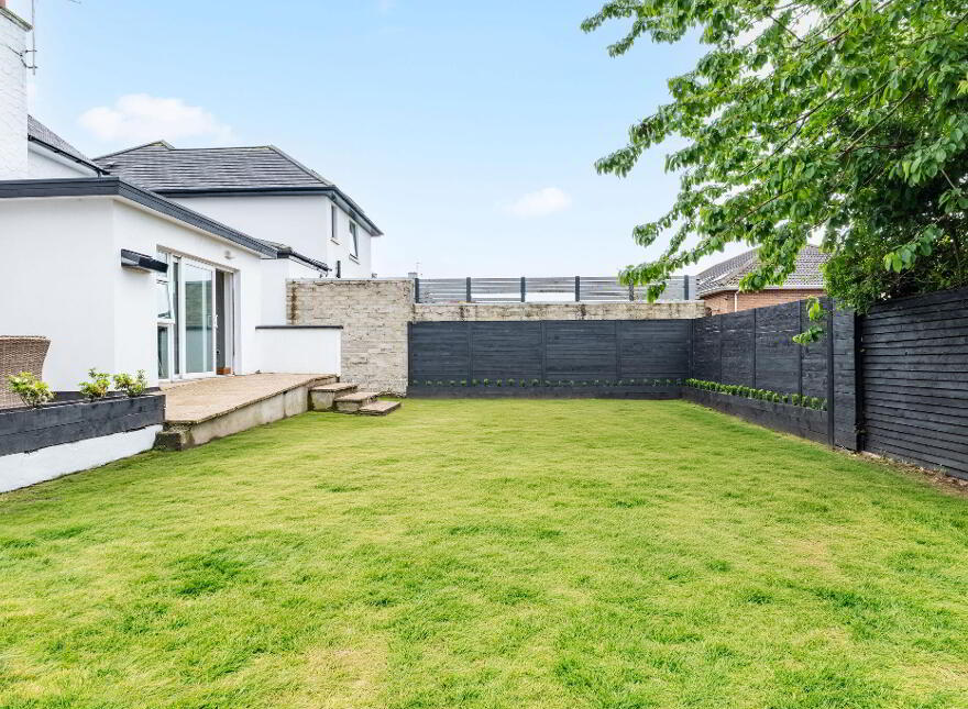 78 Coleraine Road, Portrush, BT56 8HN