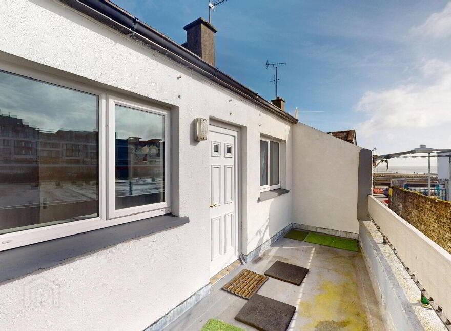 Apt 3 Crescent Mall, 7 Henrietta Street, Wexford Town, Y35TD80