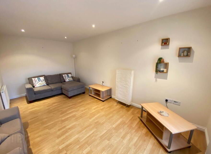 36 Ashley Courtyard, Belfast, BT9 7JS