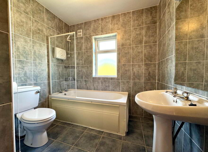 24 Hillview Crescent, Clerihan, E91W5T8