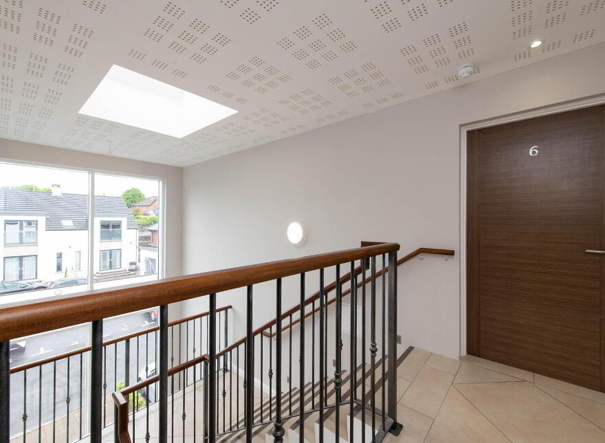 Apt 6, Wavecrest, Shore Road, Newtownabbey, BT37 0PY