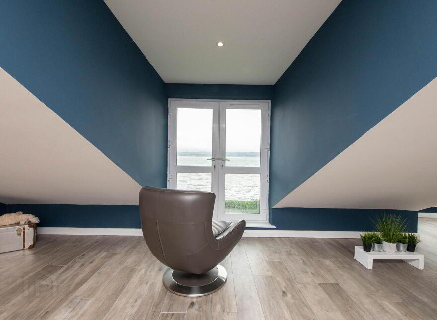 Apt 6, Wavecrest, Shore Road, Newtownabbey, BT37 0PY