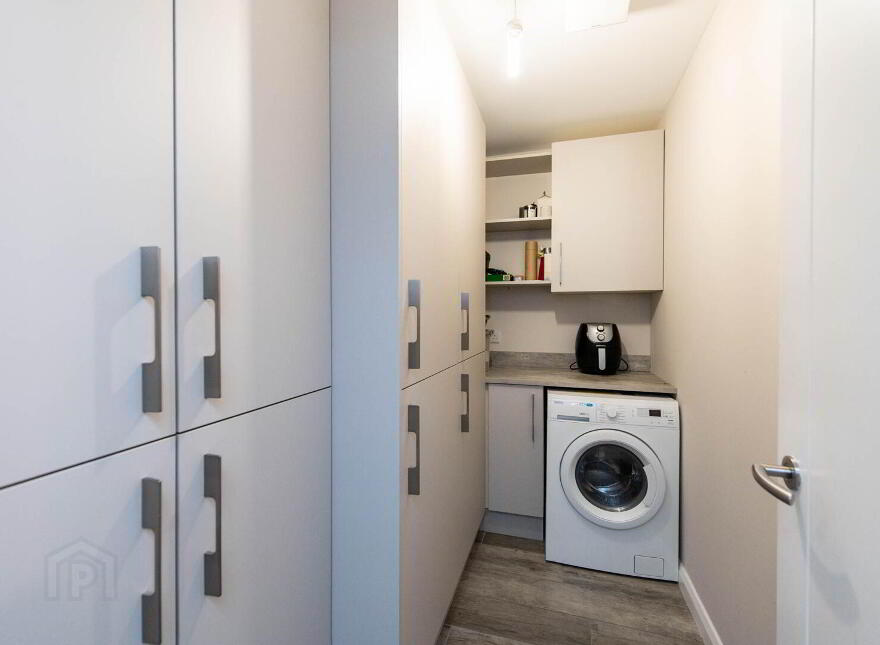 Apt 6, Wavecrest, Shore Road, Newtownabbey, BT37 0PY
