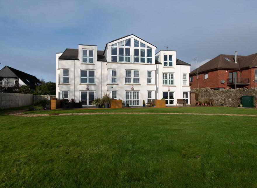 Apt 6, Wavecrest, Shore Road, Newtownabbey, BT37 0PY