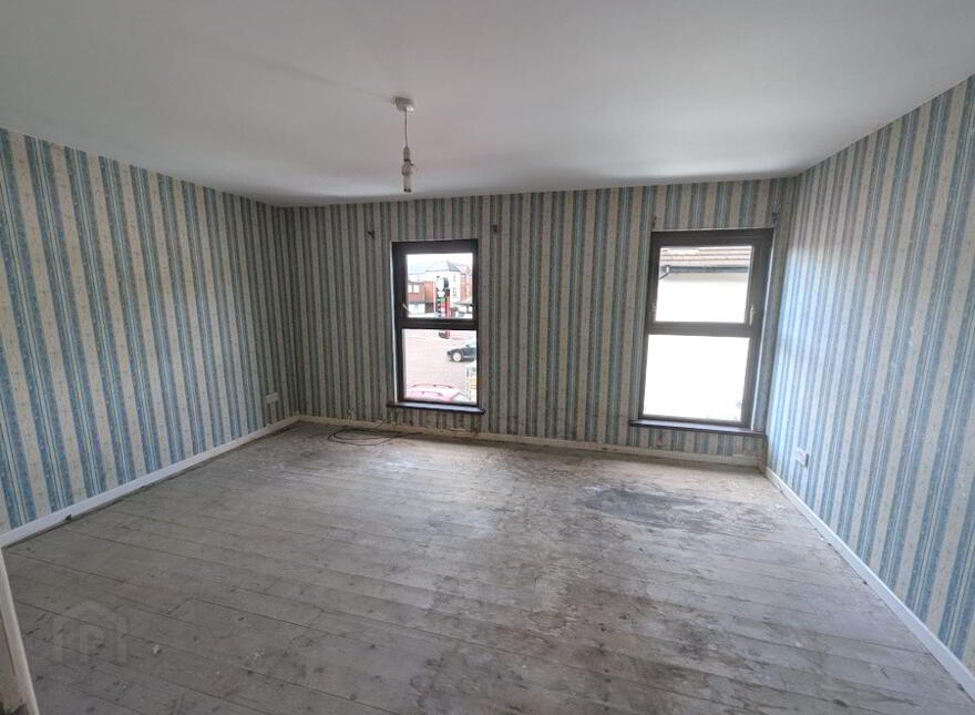 9 Chapel Square, Coleraine, BT52 1LN
