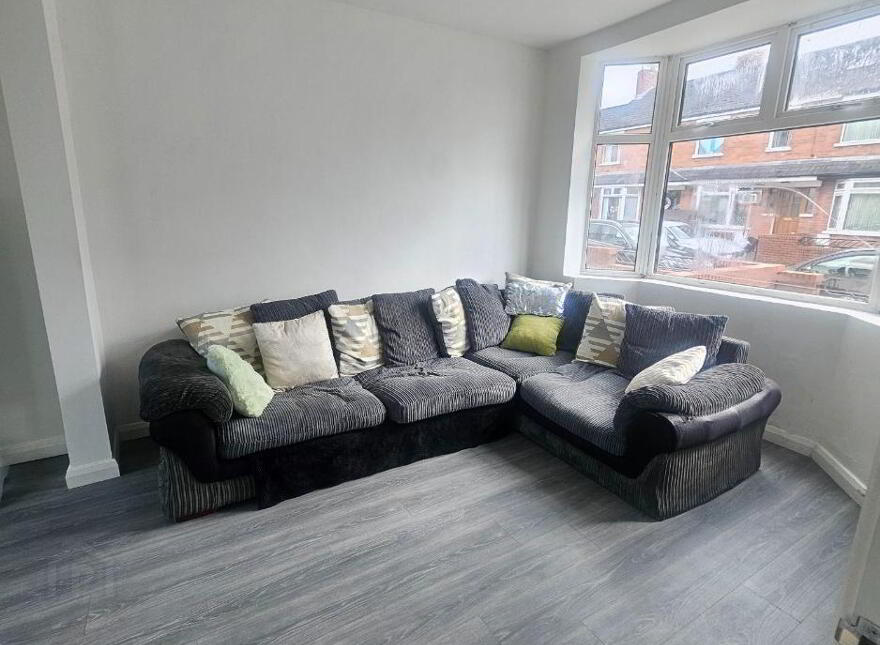63 Torrens Crescent, Belfast, BT14 6LE